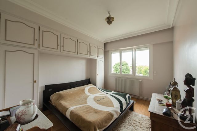 maison à vendre - 7 pièces - 190.0 m2 - BOUGIVAL - 78 - ILE-DE-FRANCE - Century 21 M.B Immo maison à vendre - 7 pièces - 190.0 m2 - BOUGIVAL - 78 - ILE-DE-FRANCE - Century 21 M.B Immo