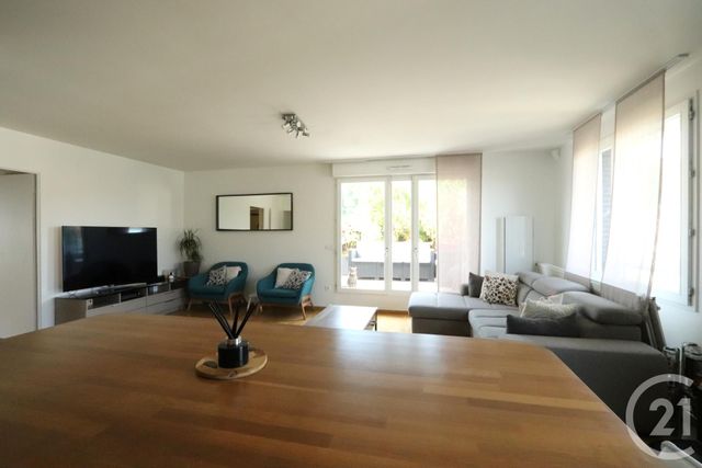Appartement F5 à vendre - 5 pièces - 89.0 m2 - LE PORT MARLY - 78 - ILE-DE-FRANCE - Century 21 M.B Immo Appartement F5 à vendre - 5 pièces - 89.0 m2 - LE PORT MARLY - 78 - ILE-DE-FRANCE - Century 21 M.B Immo