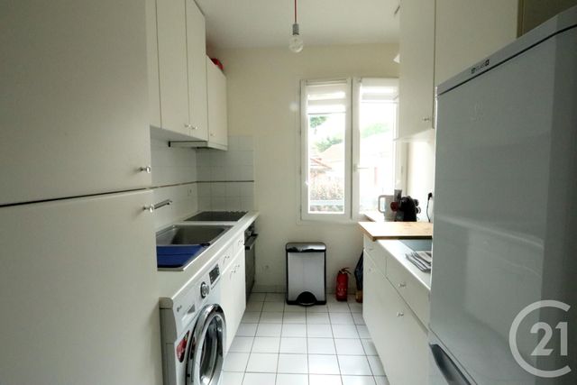 Appartement F2 à louer - 2 pièces - 58.0 m2 - BOUGIVAL - 78 - ILE-DE-FRANCE - Century 21 M.B Immo Appartement F2 à louer - 2 pièces - 58.0 m2 - BOUGIVAL - 78 - ILE-DE-FRANCE - Century 21 M.B Immo
