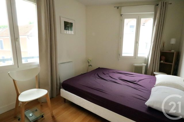 Appartement F2 à louer - 2 pièces - 58.0 m2 - BOUGIVAL - 78 - ILE-DE-FRANCE - Century 21 M.B Immo Appartement F2 à louer - 2 pièces - 58.0 m2 - BOUGIVAL - 78 - ILE-DE-FRANCE - Century 21 M.B Immo