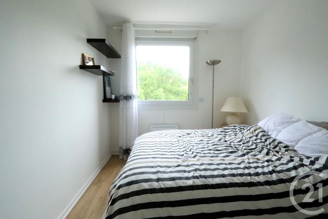 Afficher la photo en grand Appartement F4 à vendre - 4 pièces - 66.54 m2 - LE PORT MARLY - 78 - ILE-DE-FRANCE - Century 21 M.B Immo
