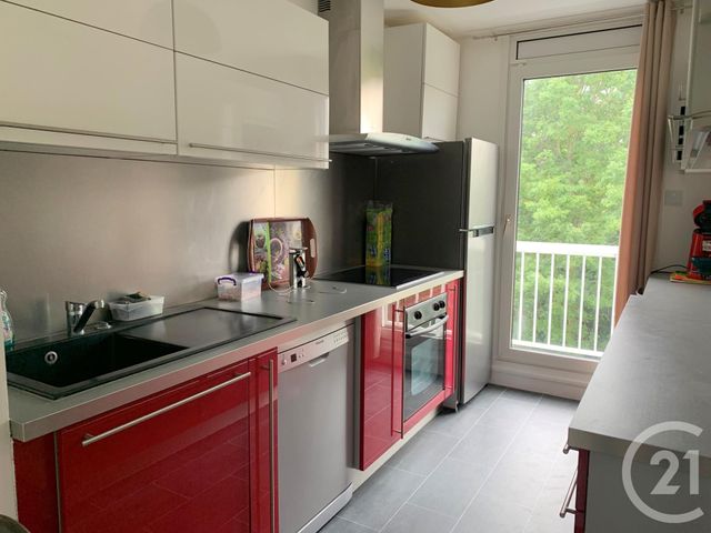 Afficher la photo en grand Appartement F4 à vendre - 4 pièces - 66.54 m2 - LE PORT MARLY - 78 - ILE-DE-FRANCE - Century 21 M.B Immo