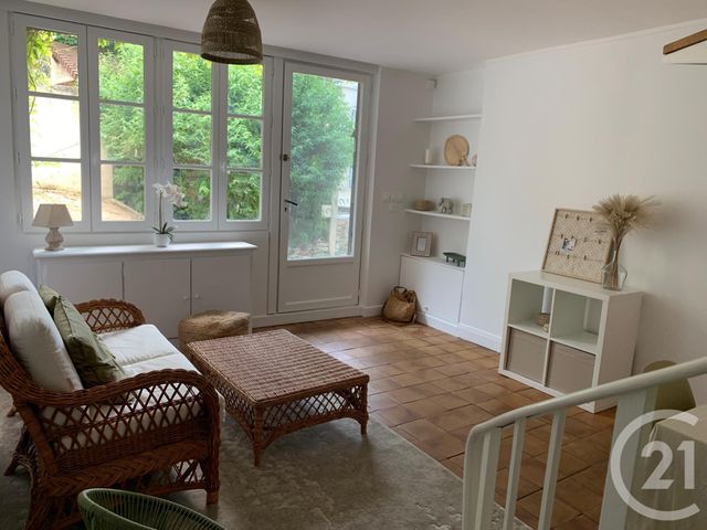 Afficher la photo en grand Appartement F3 à vendre - 3 pièces - 50.0 m2 - BOUGIVAL - 78 - ILE-DE-FRANCE - Century 21 M.B Immo