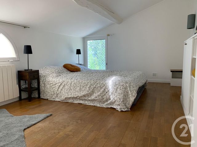 Afficher la photo en grand Appartement F3 à vendre - 3 pièces - 50.0 m2 - BOUGIVAL - 78 - ILE-DE-FRANCE - Century 21 M.B Immo