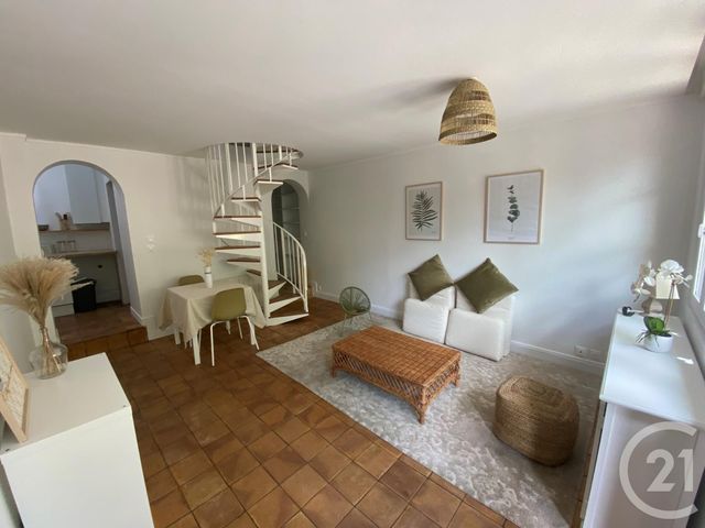 Afficher la photo en grand Appartement F3 à vendre - 3 pièces - 50.0 m2 - BOUGIVAL - 78 - ILE-DE-FRANCE - Century 21 M.B Immo