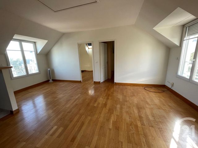 Appartement F3 à louer - 3 pièces - 49.57 m2 - BOUGIVAL - 78 - ILE-DE-FRANCE - Century 21 M.B Immo