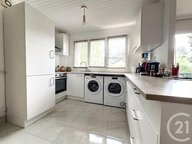 Appartement T3 à vendre - 3 pièces - 59.0 m2 - LA CELLE ST CLOUD - 78 - ILE-DE-FRANCE - Century 21 M.B Immo