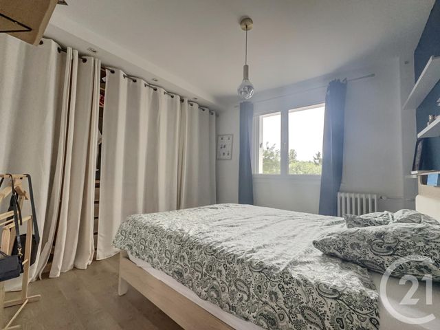 Appartement F3 à vendre - 3 pièces - 58.69 m2 - LOUVECIENNES - 78 - ILE-DE-FRANCE - Century 21 M.B Immo