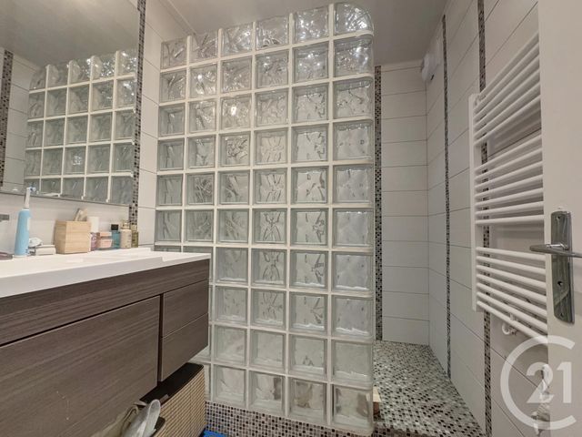 Appartement F3 à vendre - 3 pièces - 58.69 m2 - LOUVECIENNES - 78 - ILE-DE-FRANCE - Century 21 M.B Immo