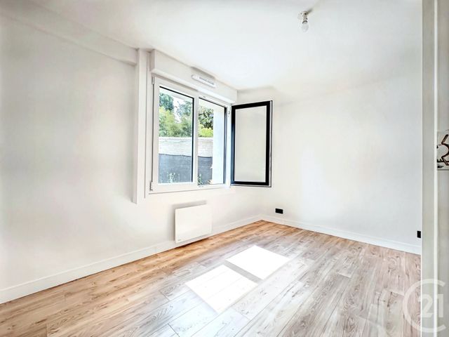 maison à vendre - 5 pièces - 100.0 m2 - BOUGIVAL - 78 - ILE-DE-FRANCE - Century 21 M.B Immo