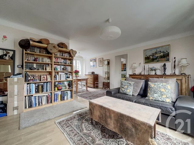 Appartement F4 à vendre LA CELLE ST CLOUD