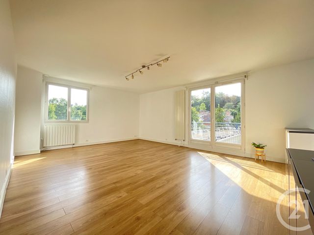 Appartement F5 à vendre - 5 pièces - 78.18 m2 - BOUGIVAL - 78 - ILE-DE-FRANCE - Century 21 M.B Immo