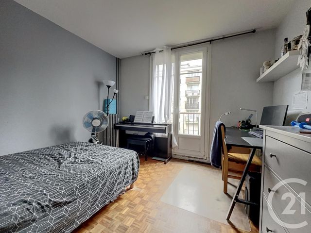 Appartement F5 à vendre - 5 pièces - 93.49 m2 - BOUGIVAL - 78 - ILE-DE-FRANCE - Century 21 M.B Immo