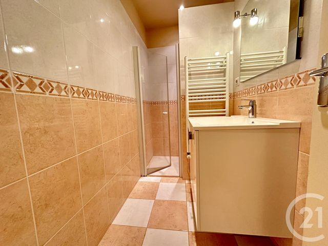 Afficher la photo en grand Appartement F5 à vendre - 5 pièces - 133.01 m2 - LOUVECIENNES - 78 - ILE-DE-FRANCE - Century 21 M.B Immo