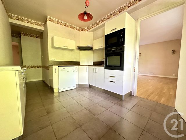 Afficher la photo en grand Appartement F5 à vendre - 5 pièces - 133.01 m2 - LOUVECIENNES - 78 - ILE-DE-FRANCE - Century 21 M.B Immo