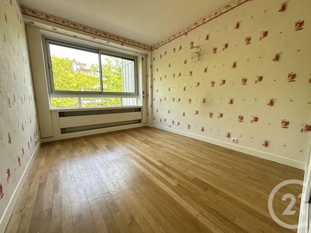Afficher la photo en grand Appartement F5 à vendre - 5 pièces - 133.01 m2 - LOUVECIENNES - 78 - ILE-DE-FRANCE - Century 21 M.B Immo