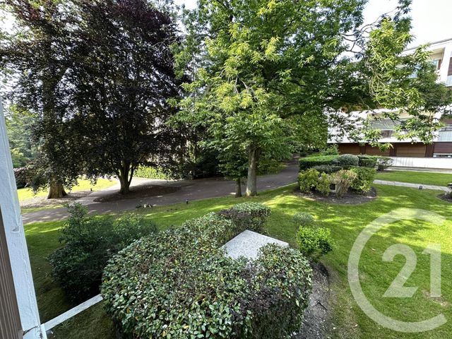 Afficher la photo en grand Appartement F5 à vendre - 5 pièces - 133.01 m2 - LOUVECIENNES - 78 - ILE-DE-FRANCE - Century 21 M.B Immo
