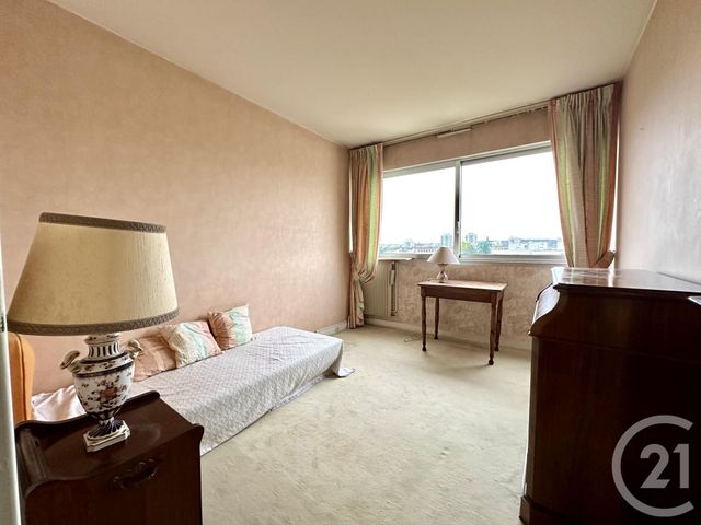 Afficher la photo en grand Appartement F5 à vendre - 6 pièces - 121.02 m2 - MARLY LE ROI - 78 - ILE-DE-FRANCE - Century 21 M.B Immo