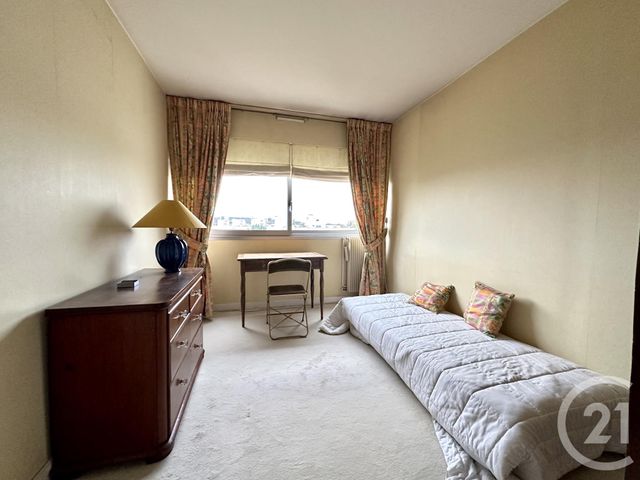 Afficher la photo en grand Appartement F5 à vendre - 6 pièces - 121.02 m2 - MARLY LE ROI - 78 - ILE-DE-FRANCE - Century 21 M.B Immo