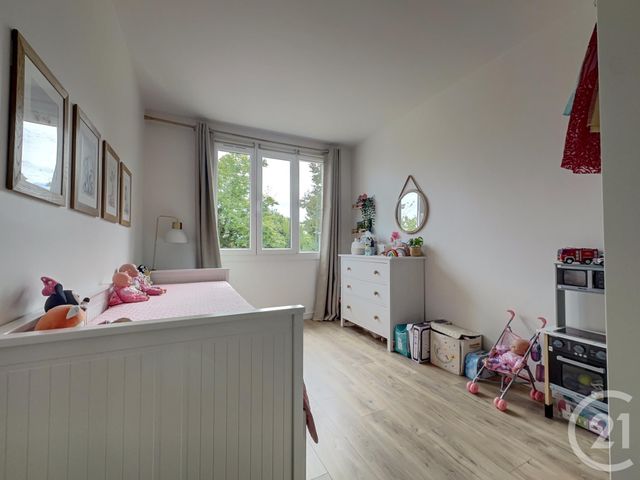 Appartement F3 à vendre - 3 pièces - 64.94 m2 - BOUGIVAL - 78 - ILE-DE-FRANCE - Century 21 M.B Immo