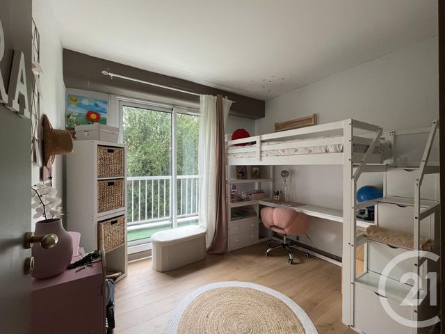 Appartement F5 à louer - 5 pièces - 91.1 m2 - BOUGIVAL - 78 - ILE-DE-FRANCE - Century 21 M.B Immo