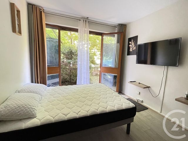 Afficher la photo en grand Appartement F1 à louer - 1 pièce - 21.0 m2 - LA CELLE ST CLOUD - 78 - ILE-DE-FRANCE - Century 21 M.B Immo