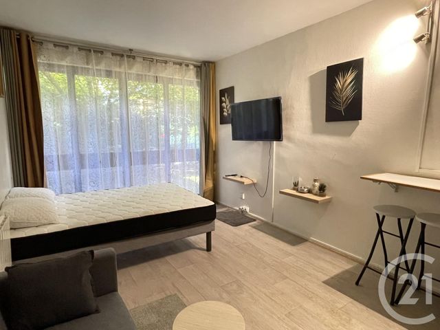 Afficher la photo en grand Appartement F1 à louer - 1 pièce - 21.0 m2 - LA CELLE ST CLOUD - 78 - ILE-DE-FRANCE - Century 21 M.B Immo