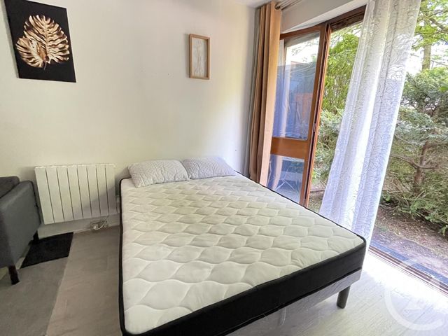 Afficher la photo en grand Appartement F1 à louer - 1 pièce - 21.0 m2 - LA CELLE ST CLOUD - 78 - ILE-DE-FRANCE - Century 21 M.B Immo