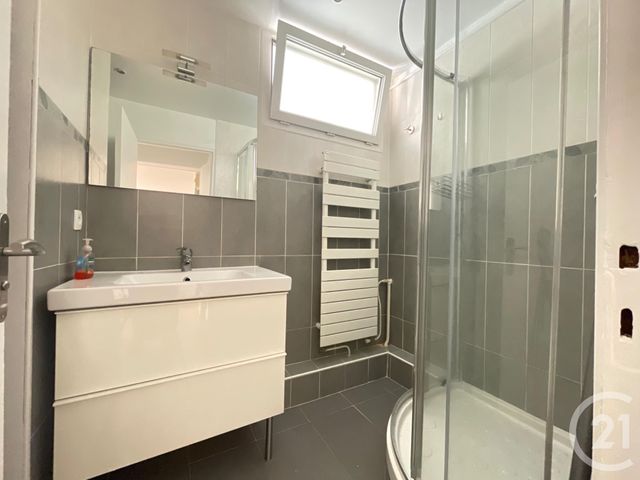 Appartement F5 à vendre - 5 pièces - 78.18 m2 - BOUGIVAL - 78 - ILE-DE-FRANCE - Century 21 M.B Immo