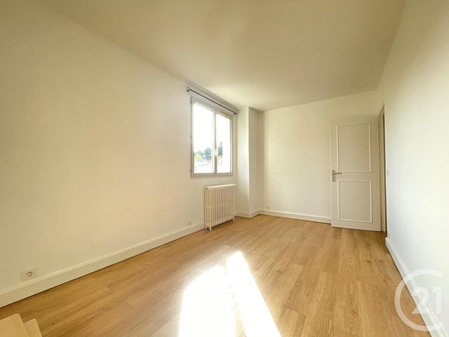 Appartement F5 à vendre - 5 pièces - 78.18 m2 - BOUGIVAL - 78 - ILE-DE-FRANCE - Century 21 M.B Immo