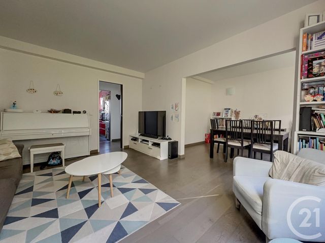 Appartement F4 à vendre - 4 pièces - 67.28 m2 - BOUGIVAL - 78 - ILE-DE-FRANCE - Century 21 M.B Immo
