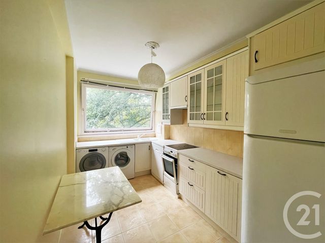 Appartement F3 à louer - 3 pièces - 73.0 m2 - LA CELLE ST CLOUD - 78 - ILE-DE-FRANCE - Century 21 M.B Immo