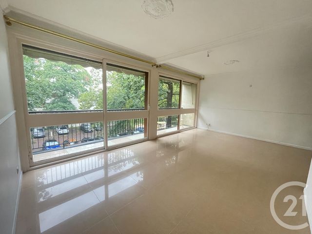 Appartement F3 à louer - 3 pièces - 73.0 m2 - LA CELLE ST CLOUD - 78 - ILE-DE-FRANCE - Century 21 M.B Immo
