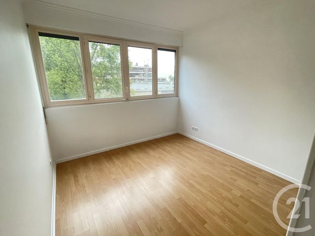 Appartement F3 à louer - 3 pièces - 73.0 m2 - LA CELLE ST CLOUD - 78 - ILE-DE-FRANCE - Century 21 M.B Immo