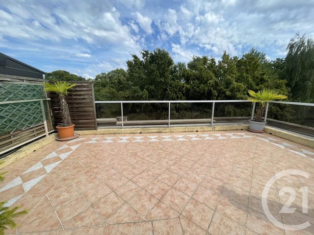 Appartement F4 à louer - 4 pièces - 102.63 m2 - BOUGIVAL - 78 - ILE-DE-FRANCE - Century 21 M.B Immo