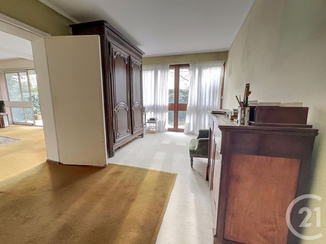 Appartement F7 à vendre - 7 pièces - 129.02 m2 - LA CELLE ST CLOUD - 78 - ILE-DE-FRANCE - Century 21 M.B Immo