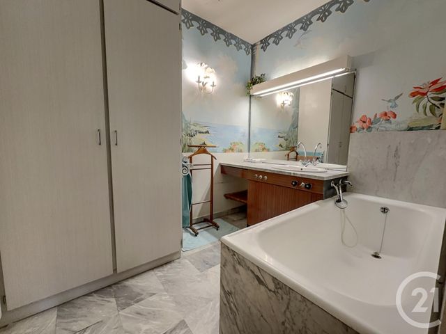 Appartement F7 à vendre - 7 pièces - 129.02 m2 - LA CELLE ST CLOUD - 78 - ILE-DE-FRANCE - Century 21 M.B Immo