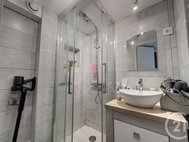 Appartement F1 à vendre - 1 pièce - 26.0 m2 - BOUGIVAL - 78 - ILE-DE-FRANCE - Century 21 M.B Immo