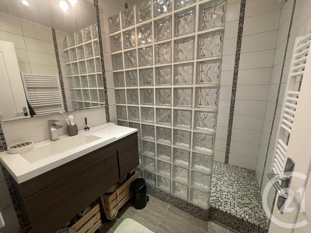 Appartement à louer - 3 pièces - 58.0 m2 - LOUVECIENNES - 78 - ILE-DE-FRANCE - Century 21 M.B Immo