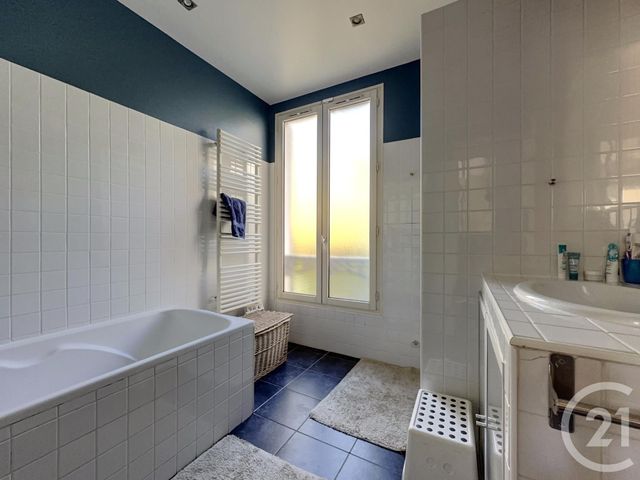 maison à vendre - 8 pièces - 160.0 m2 - BOUGIVAL - 78 - ILE-DE-FRANCE - Century 21 M.B Immo