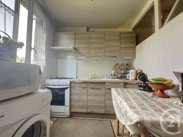 Appartement F4 à vendre - 4 pièces - 64.93 m2 - BOUGIVAL - 78 - ILE-DE-FRANCE - Century 21 M.B Immo
