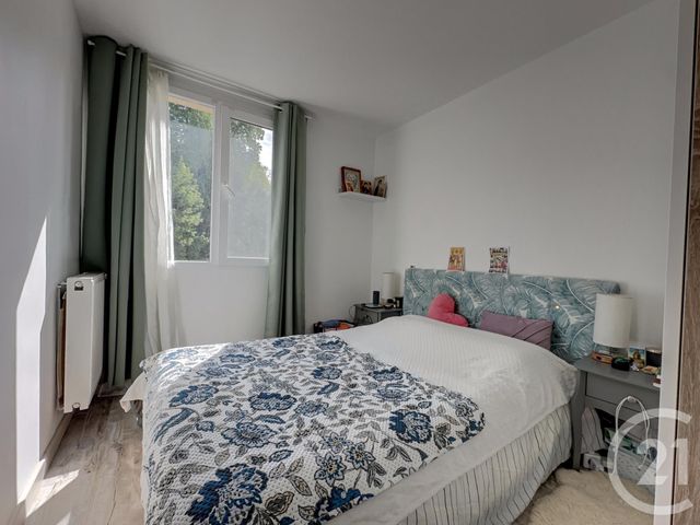 Appartement F3 à vendre - 3 pièces - 52.59 m2 - BOUGIVAL - 78 - ILE-DE-FRANCE - Century 21 M.B Immo