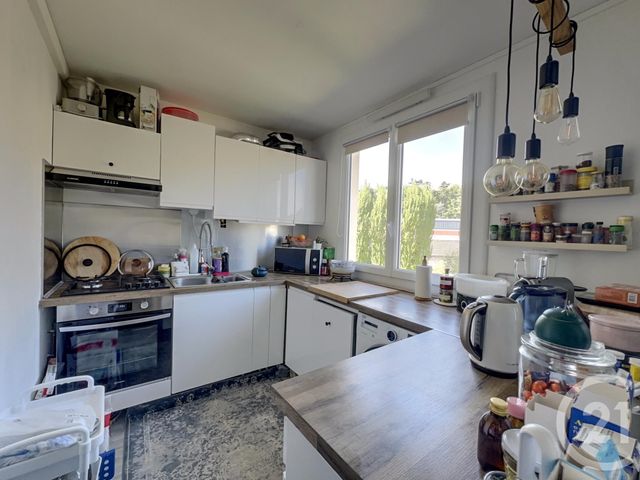 Appartement F3 à vendre - 3 pièces - 52.59 m2 - BOUGIVAL - 78 - ILE-DE-FRANCE - Century 21 M.B Immo