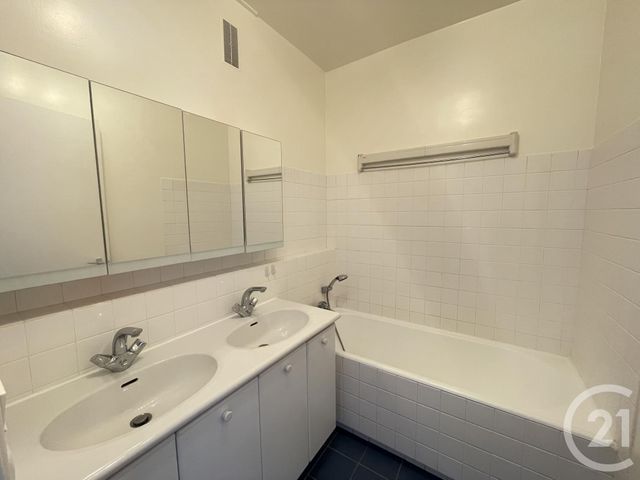 Appartement à louer - 4 pièces - 89.55 m2 - LOUVECIENNES - 78 - ILE-DE-FRANCE - Century 21 M.B Immo
