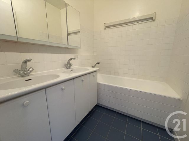 Appartement à louer - 4 pièces - 89.55 m2 - LOUVECIENNES - 78 - ILE-DE-FRANCE - Century 21 M.B Immo
