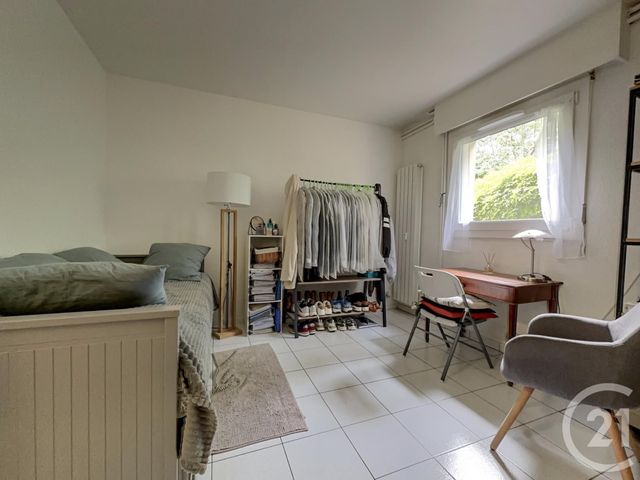 Appartement F1 à vendre - 1 pièce - 18.0 m2 - BOUGIVAL - 78 - ILE-DE-FRANCE - Century 21 M.B Immo