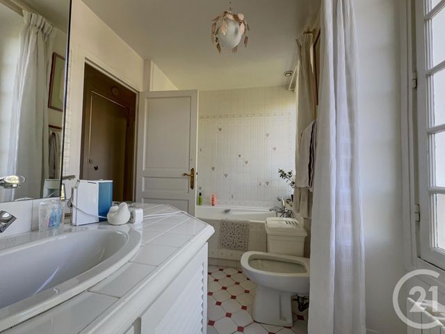 maison à vendre - 9 pièces - 203.0 m2 - LOUVECIENNES - 78 - ILE-DE-FRANCE - Century 21 M.B Immo