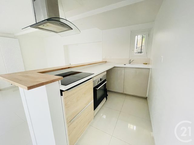 Appartement à louer - 2 pièces - 55.67 m2 - MARLY LE ROI - 78 - ILE-DE-FRANCE - Century 21 M.B Immo