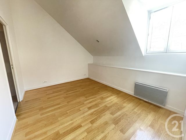 Appartement F2 à louer - 2 pièces - 40.0 m2 - BOUGIVAL - 78 - ILE-DE-FRANCE - Century 21 M.B Immo