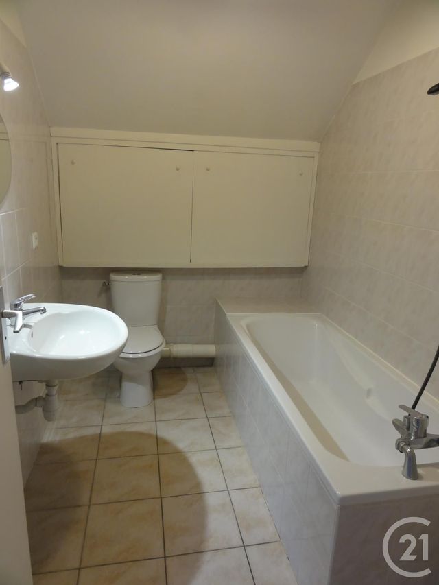 Appartement F2 à louer - 2 pièces - 40.0 m2 - BOUGIVAL - 78 - ILE-DE-FRANCE - Century 21 M.B Immo